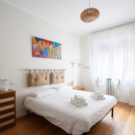 Cozy Apartment Prada M3 Milánó Kültér fotó